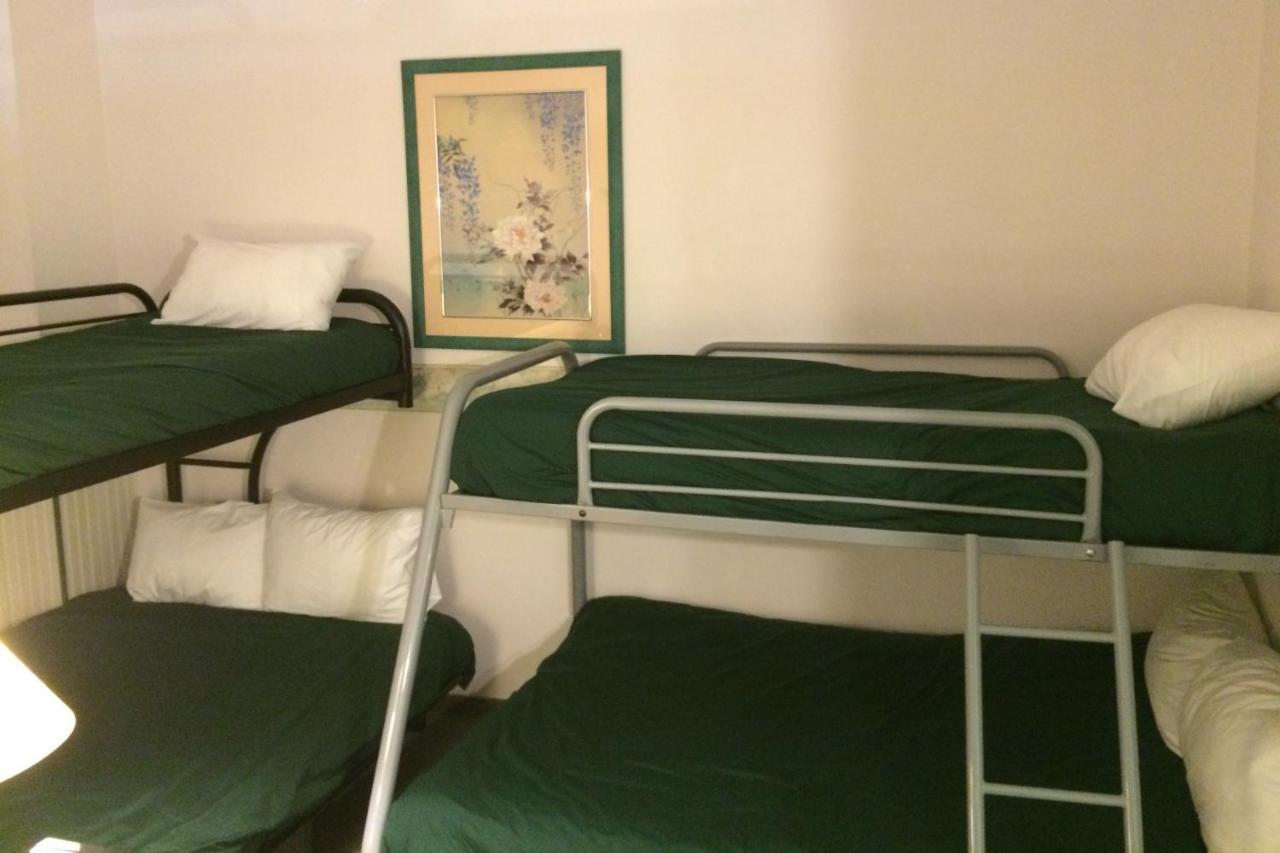 The Griz Inn By Park Vacation Management Fernie Ngoại thất bức ảnh