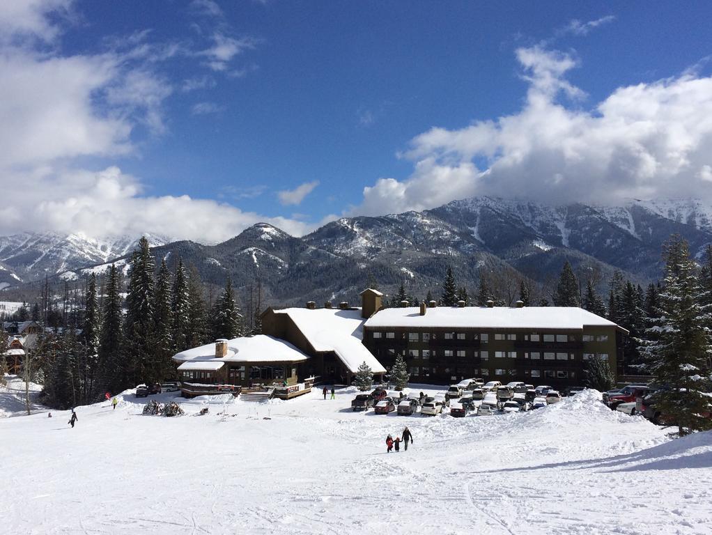 The Griz Inn By Park Vacation Management Fernie Ngoại thất bức ảnh
